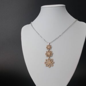 Collana 3 Fiori naturale bianco | Anime Artigianali