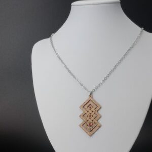 Collana Intreccio brillantinato rosso | Anime Artigianali